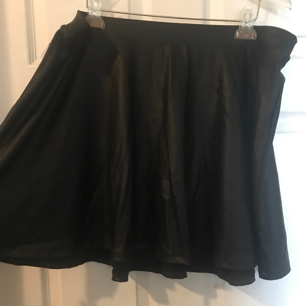 Forever 21 Faux leather skater skirt